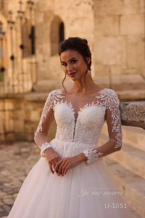 LI-1051 dentelle bustier plongeant