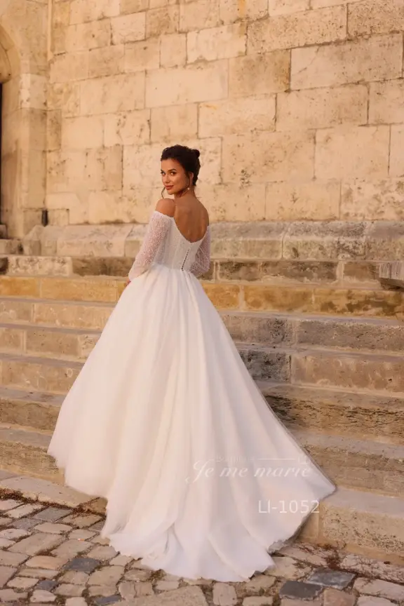 LI-1052 col bateau – Image 2