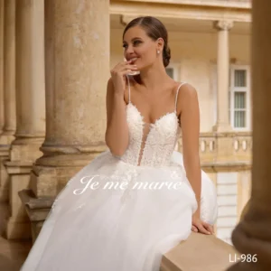 LI-986 robe princesse en tulle