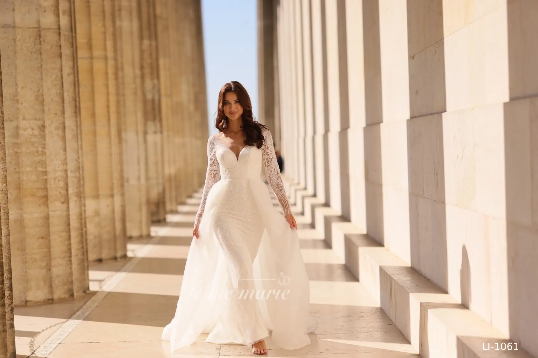 LI-1061 Robe trompette en dentelle – Image 2